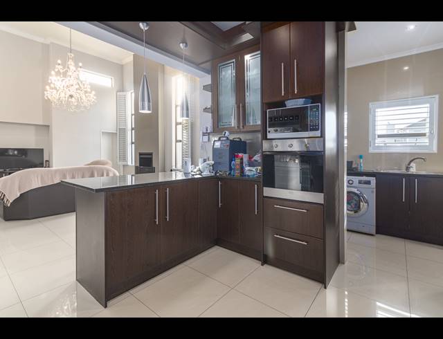 3 BEDROOM FREESTANDING FOR SALE IN PARKLANDS NORTH